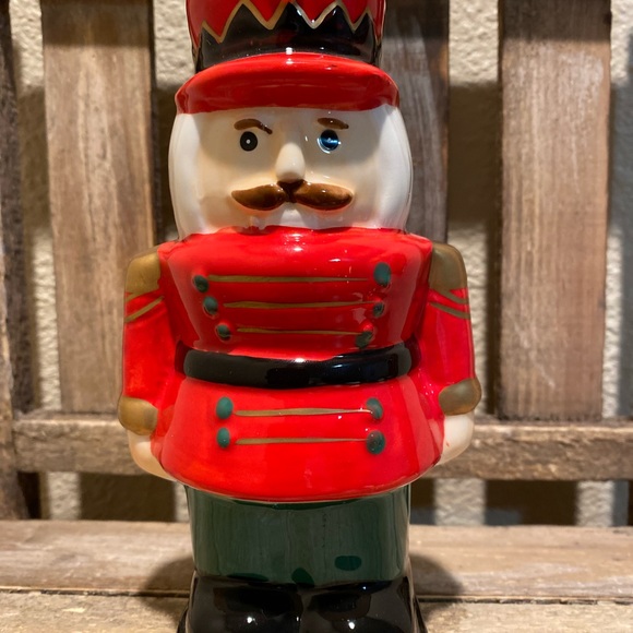 Nutcracker Soap Dispenser, Christmas Nutcracker Soap Dispenser, Soap Dispenser - Picture 4 of 16